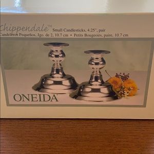 NWOT Oneida chippendale small candlesticks